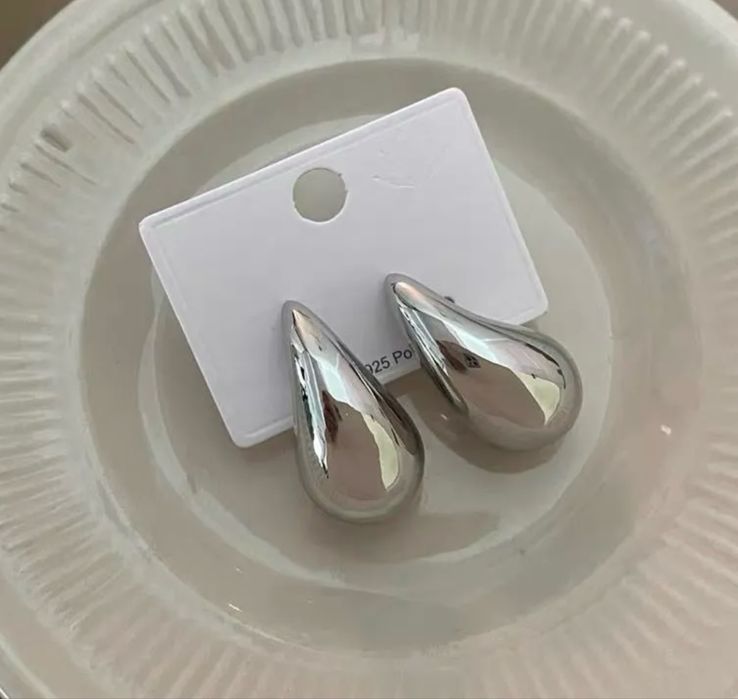 Продам серьги, бижутерию