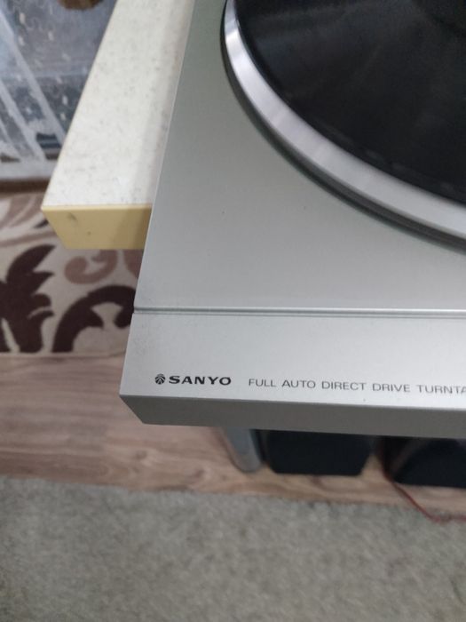 Pickup Sanyo  impecabil. 3 viteze