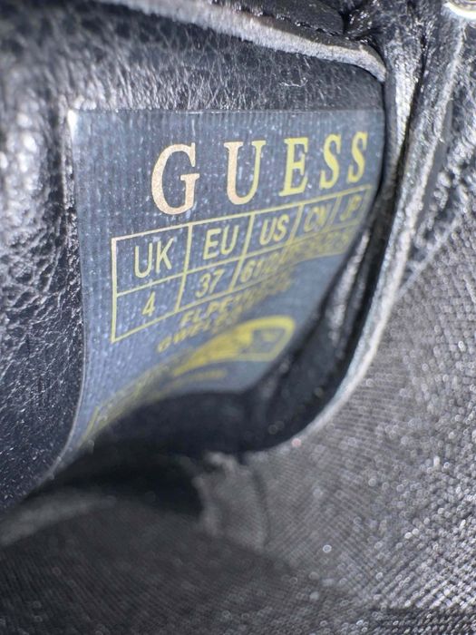 Обувки Guess Lea 37