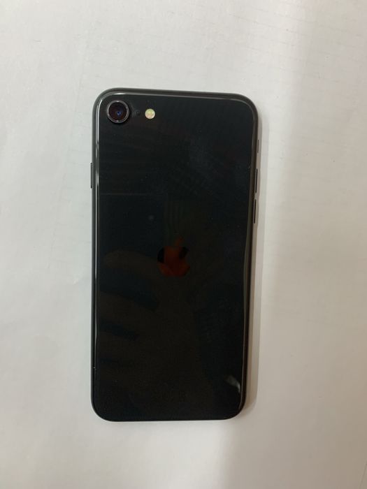 iPhone se2 (2020). 64gb  84%