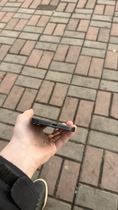 Продам iphone 15 pro max 512gb