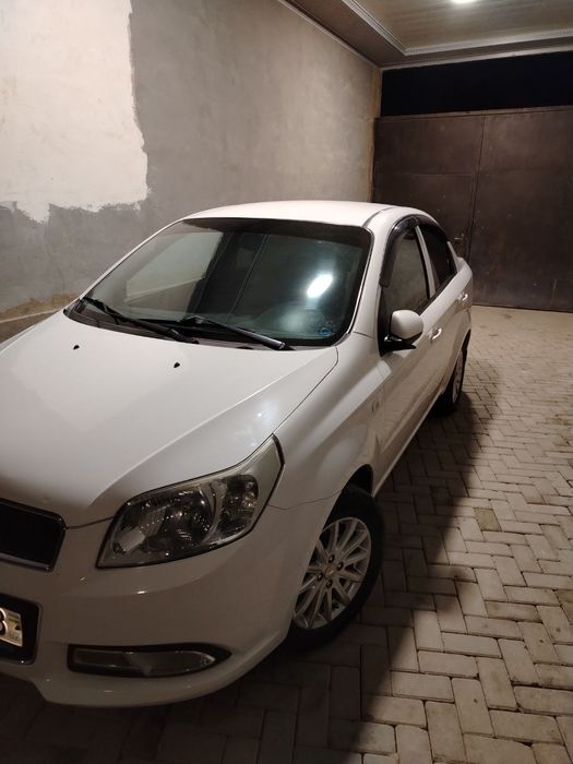 Ravon Nexia R3 sotiladi