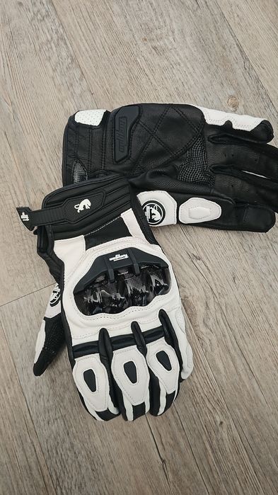 Мотоперчатки для мотоцикла