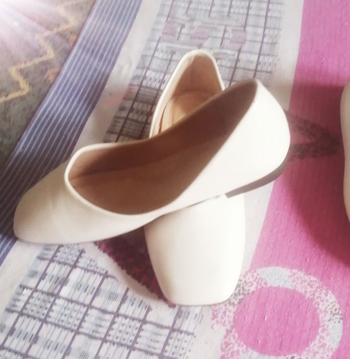 Обуви детские. 1000тг.