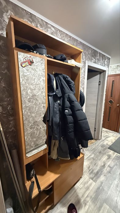Прихожая продам недорого