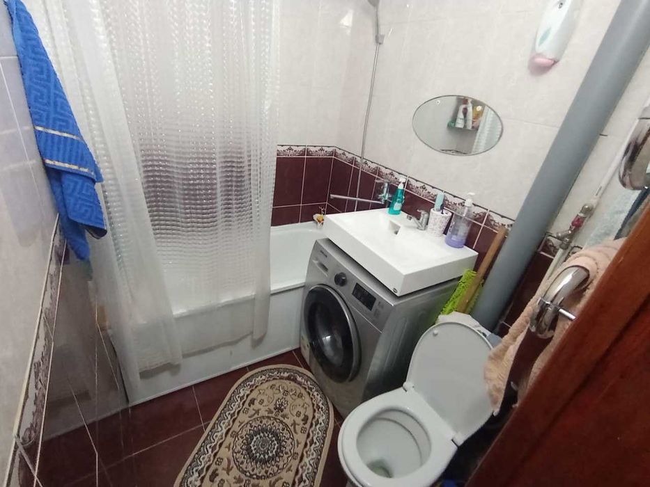 Продается хорошая трешка на Кжби