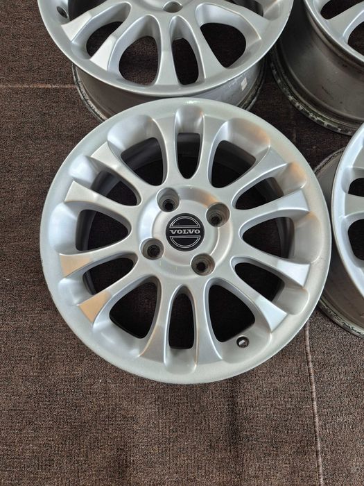 4 Jante Aliaj 4x114.3 - 16'' - 6.5J ET 44 - OEM VOLVO V40 S40 - CA NOI !