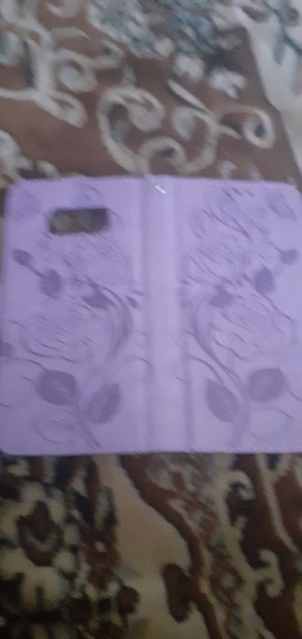 Продам чехол новый на самсунг S 8