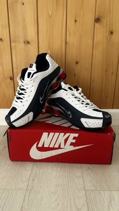 Nike Shox R4 Кроссовки