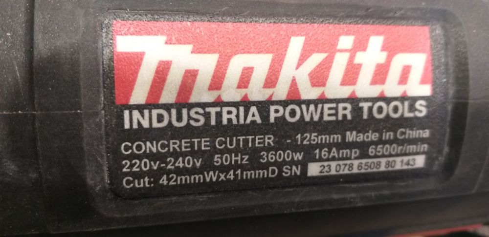 Flex - masina de canelat beton Makita 3600w