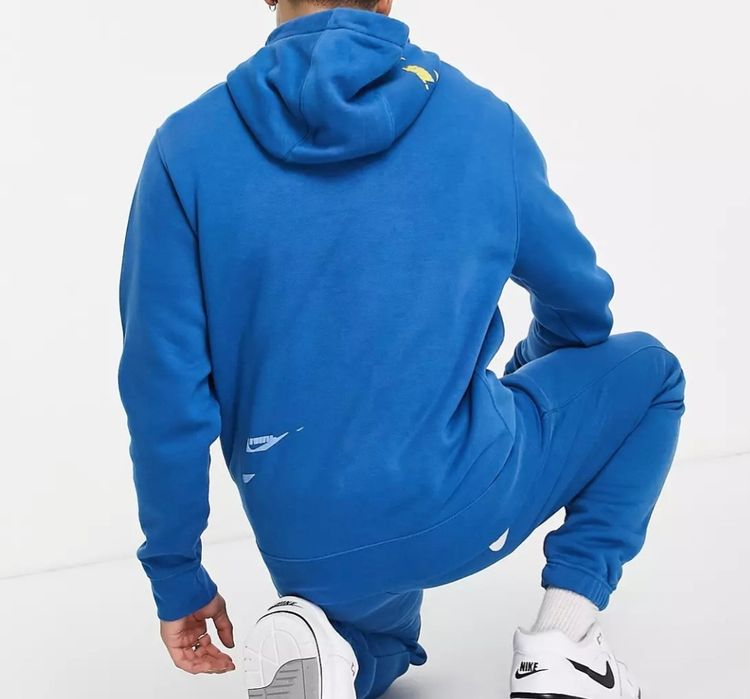 Продаётся спортивный  костюм Nike