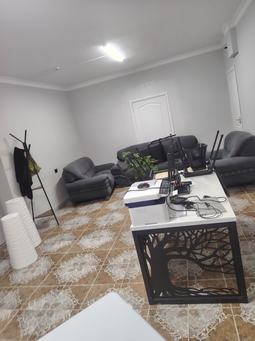 Диван сатылады.Багасы 80.000.