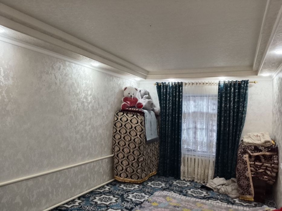 Narpay eski 5 da hovli joy 12sotigli 6 xona