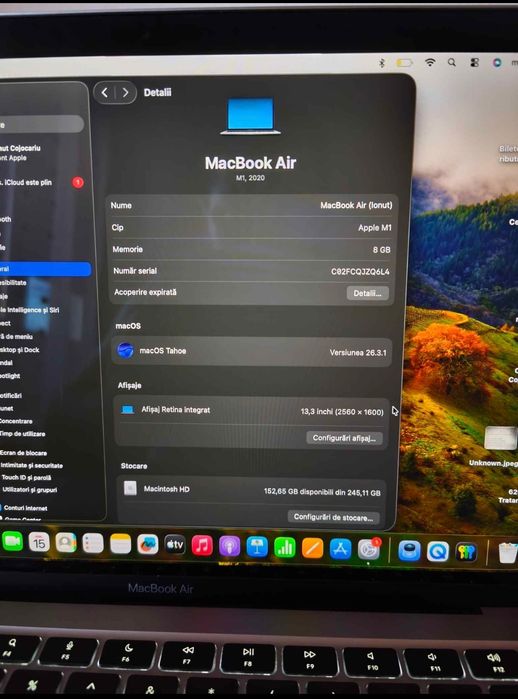 Vând MacBook Air M1 (2020) 95% baterie