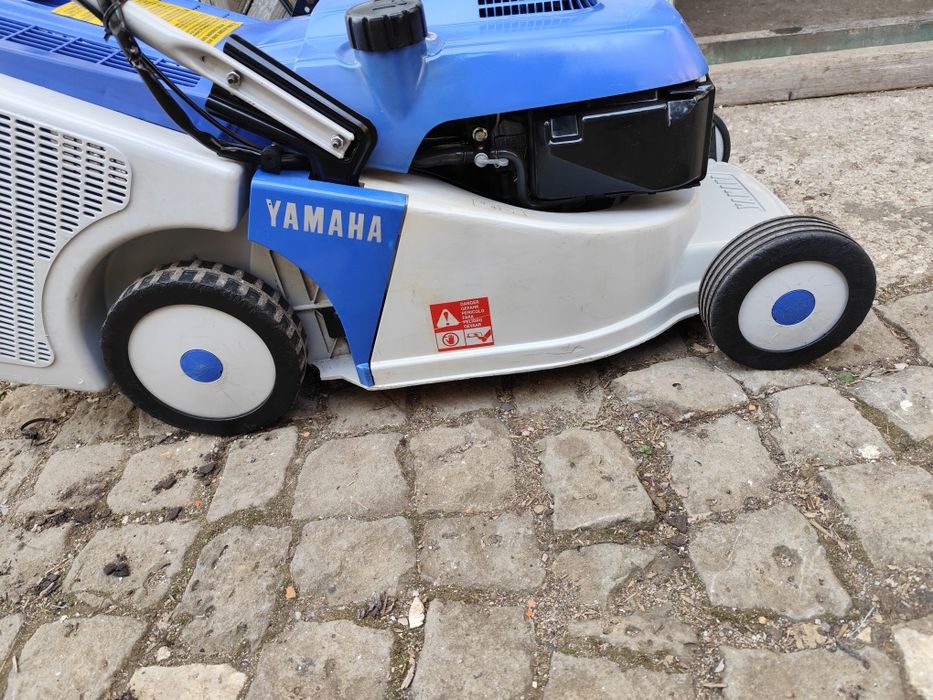 Самоходна бензинова косачка