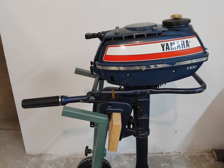 Yamaha 3.5AC двигател за лодка, извънбордови двигател