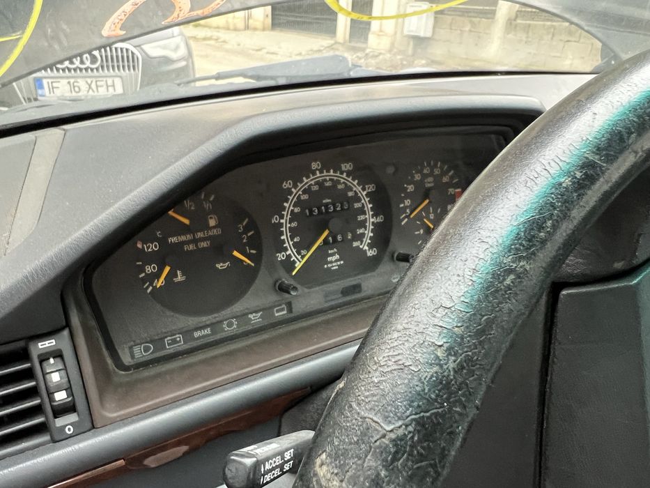 Mercedes w124 Coupe - 3000 cc - 200 cp