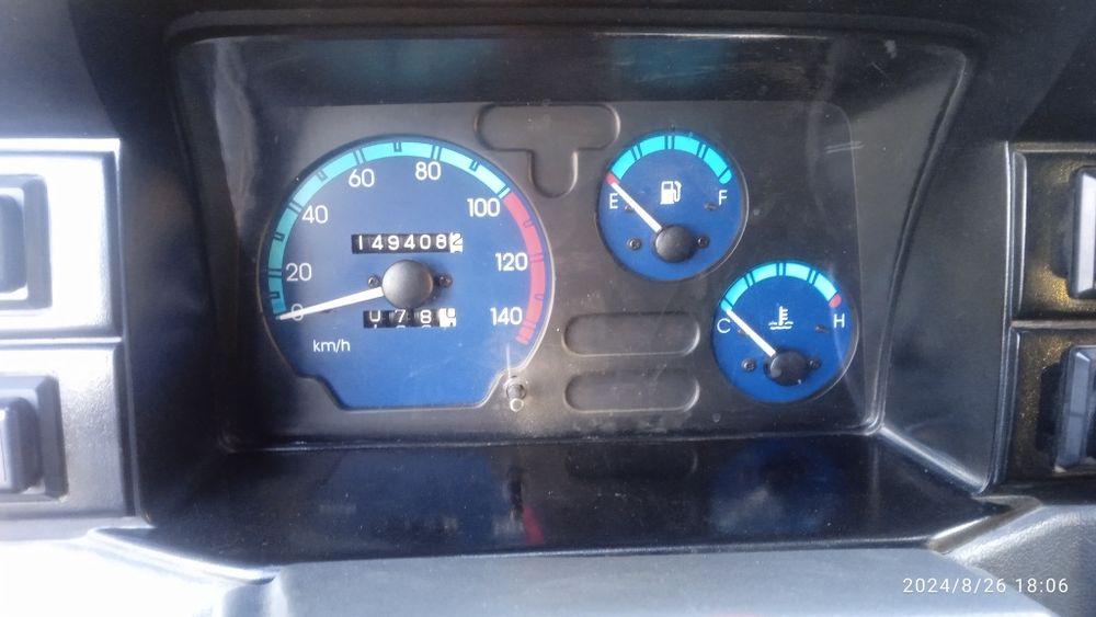 Damas avtomobil sotiladi