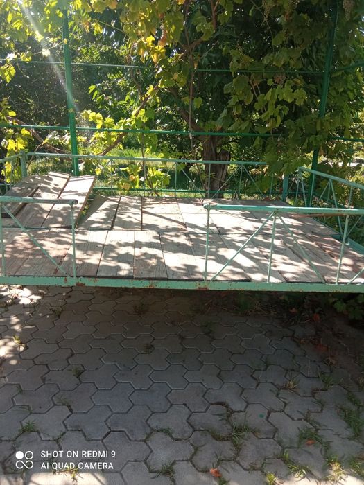 Тапчан темирли сотилади