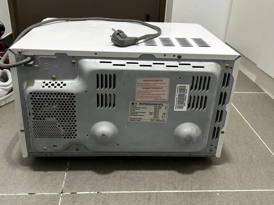 Микроволновка LG