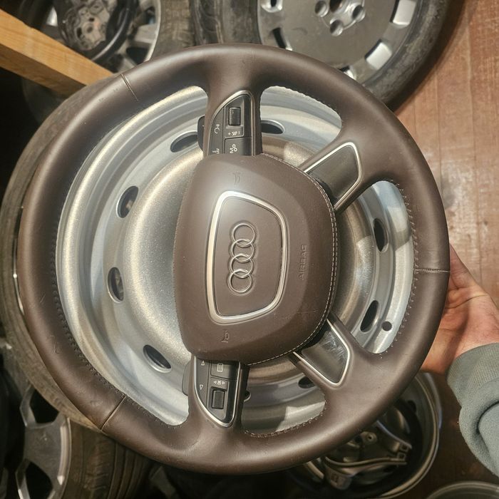 А8 волан с пера  отлично същояние