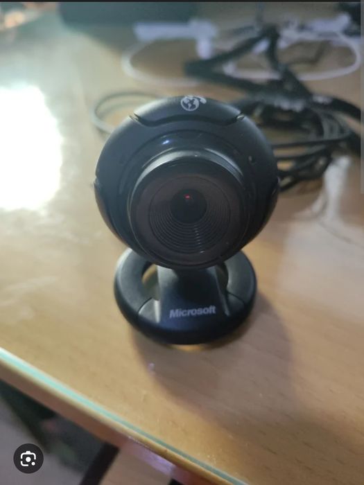 Microsoft LifeCam VX-1000
Pret 110 lei

Camera video Nouă,