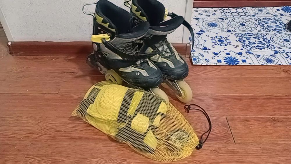 2 скейта и ролики