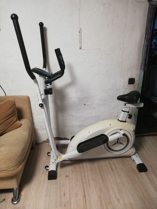 Продам эллиптический тренажёр