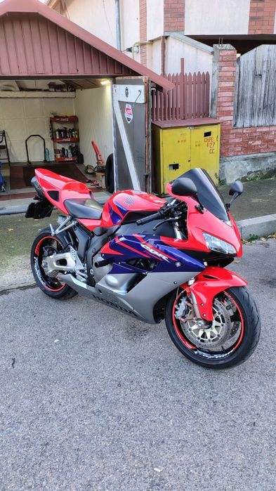 Honda cbr 1000 rr sc57