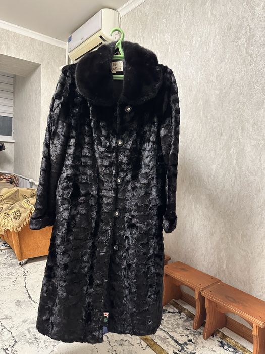 Продам норковую шубу