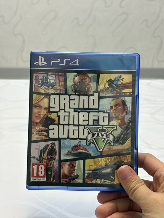 PS4 1TB продам