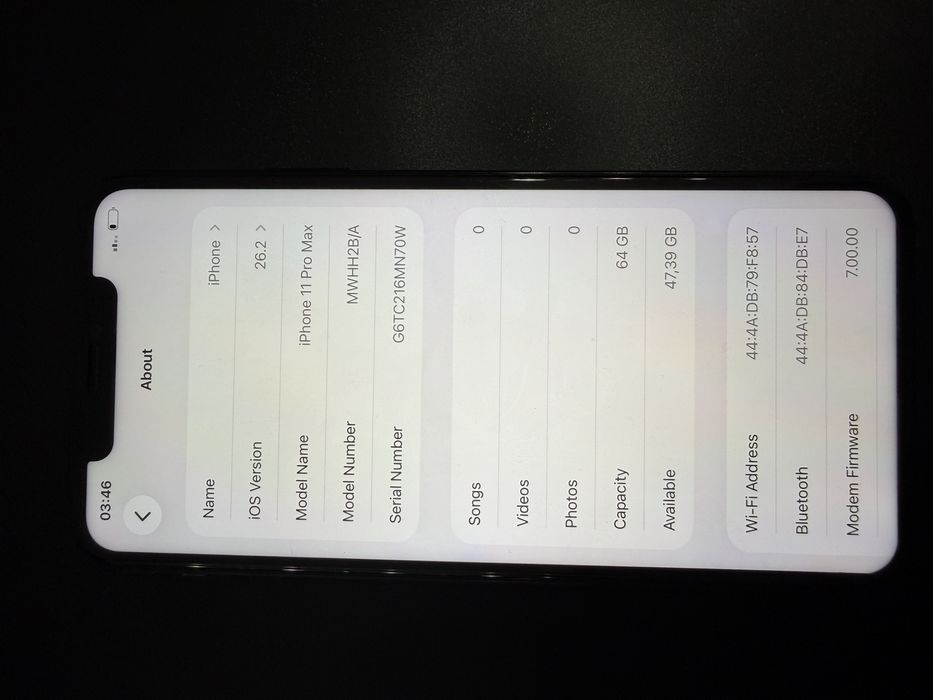 Iphone 11 Pro Max, green , 64 GB , se restarteaza !