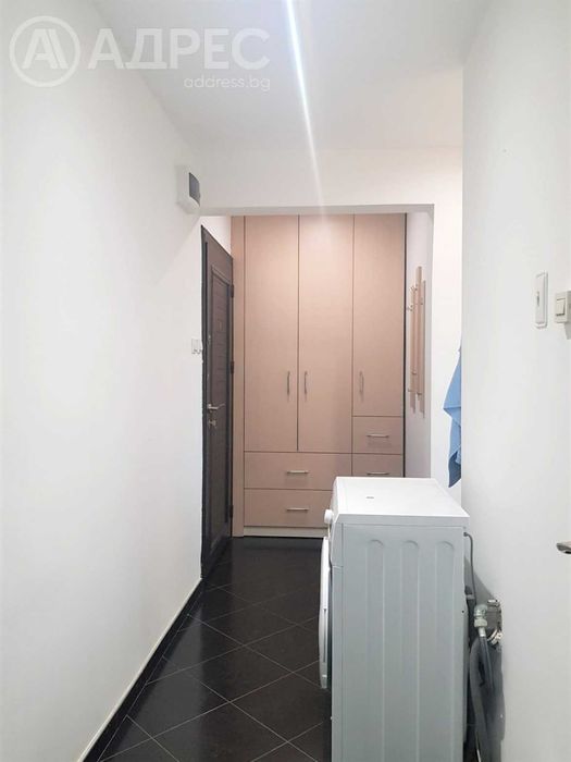 Гарсониера, Здравец Изток, 38 кв.м., ет. 4/5, обзаведена, с подобрения