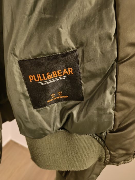 Jacheta Bomber Pull & Bear