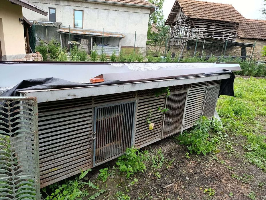 клетка за зайци в много добро състояние