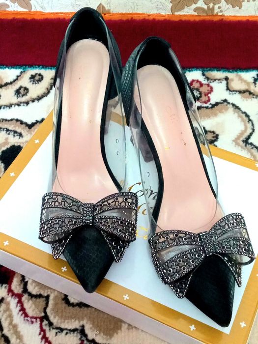 Zo‘lushka, bantikchali  tufli