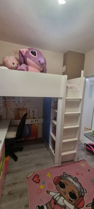 Детско легло със стълба