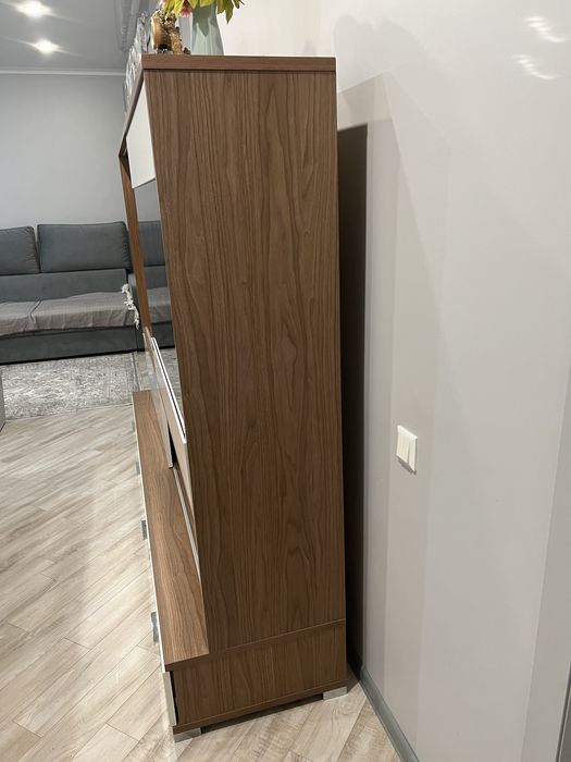 Продам стенку дешево