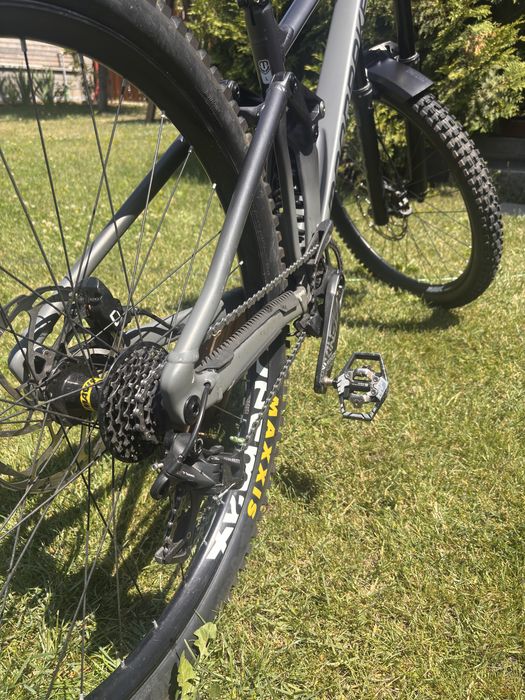 [URGENT]  Bicicleta DH MTB Mondraker Summum 2024