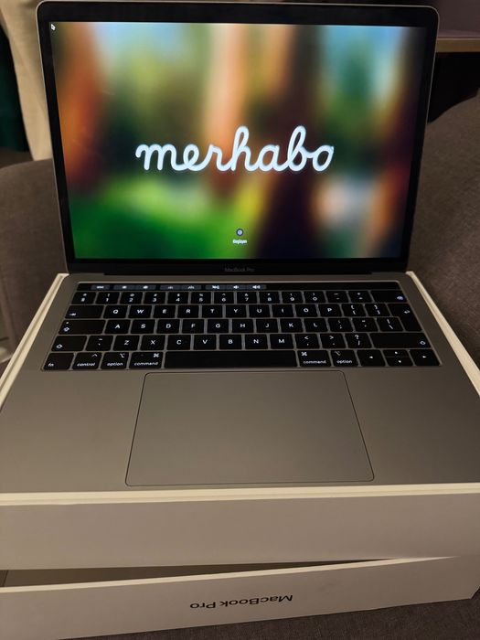 MacBook Pro 13' 2019