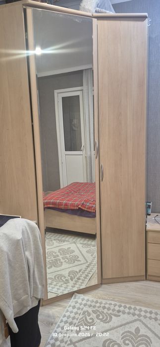 Шкаф угловой б/у