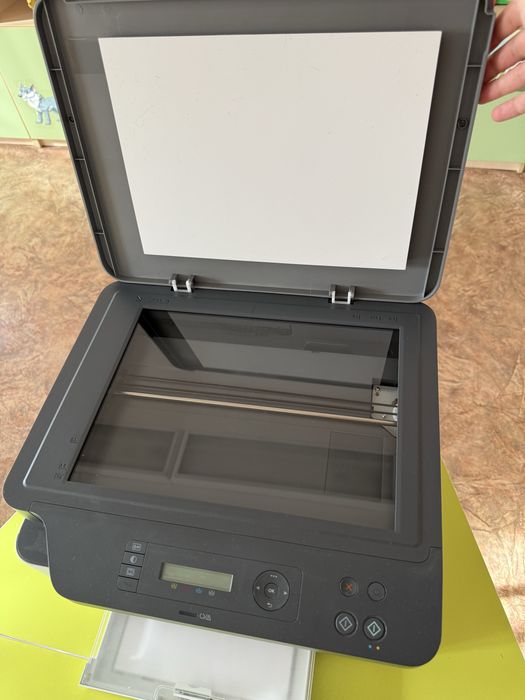 Продам принтер HP color laser mfp 178nw