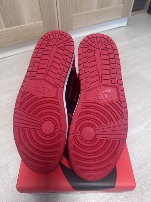 Jodan 1 Satin Bred Originali 44,5