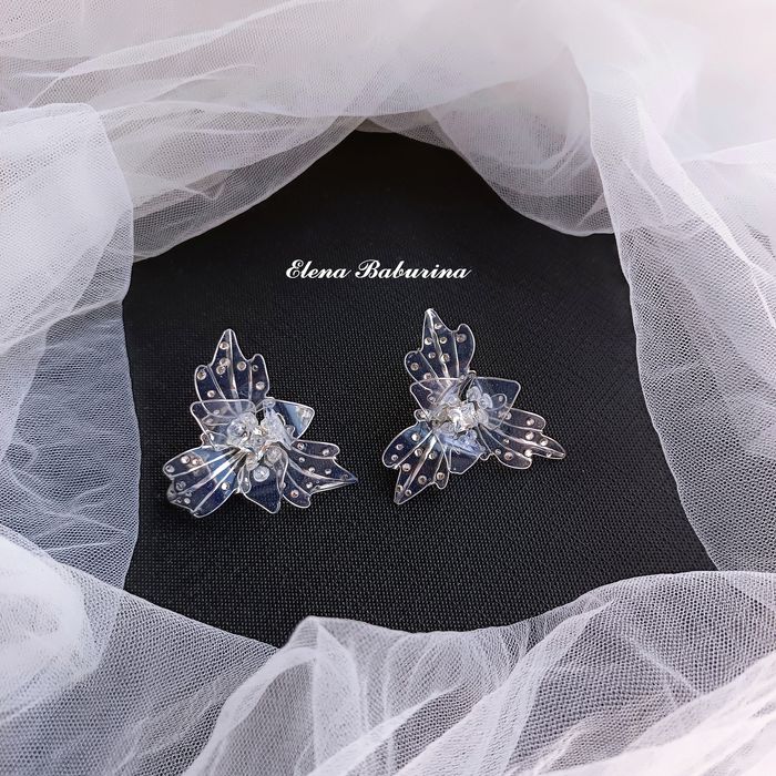 Веточки в прическу