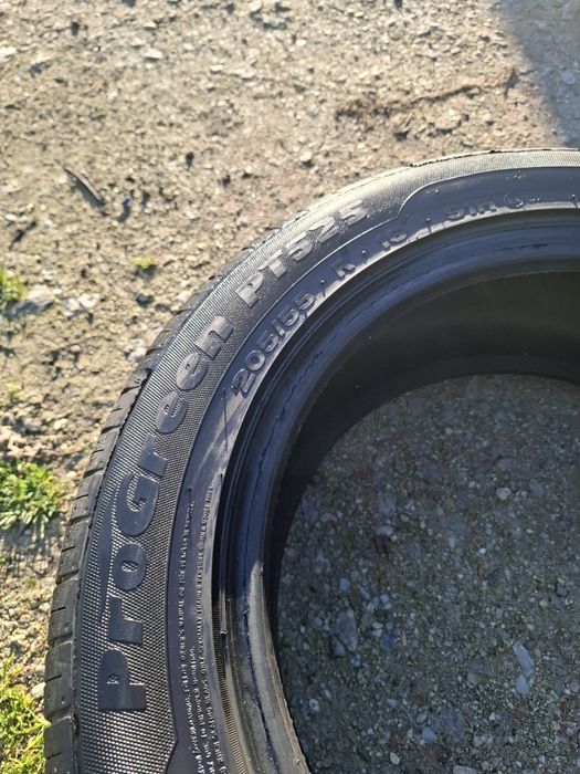Vand 2 anvelope 205 55 16 va noi petlas de vara dot 2023
