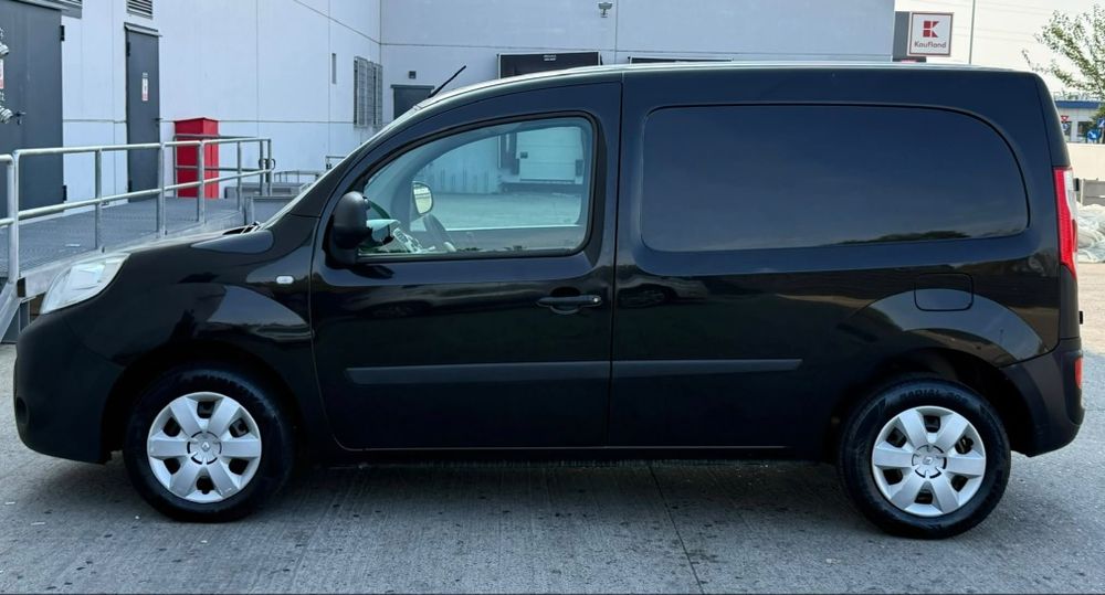 RENAULT 4 2019 — imagine 3