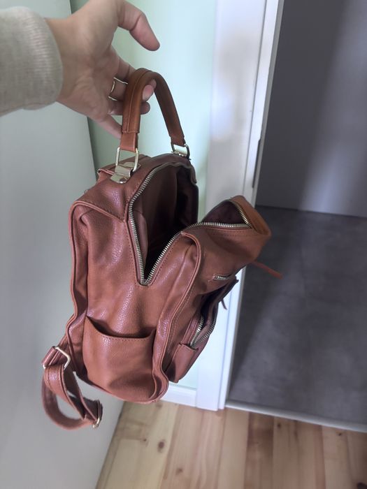 Раница от естествена кожа