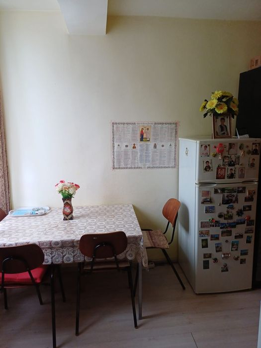 Închiriez garsonieră
