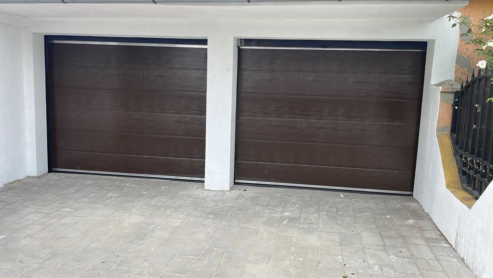 Usi de garaj sectionale