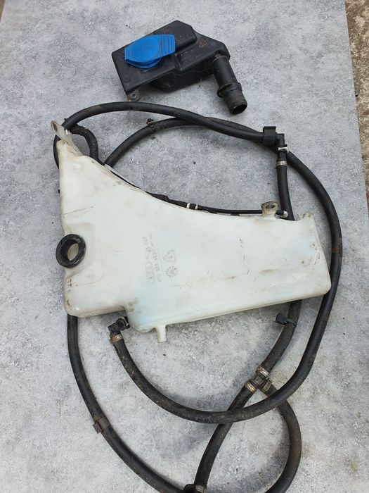 Vas lichid parbriz Audi A4 B8 A5/Vas stropgel Audi A4 B8 A5 Q5 cu spal
